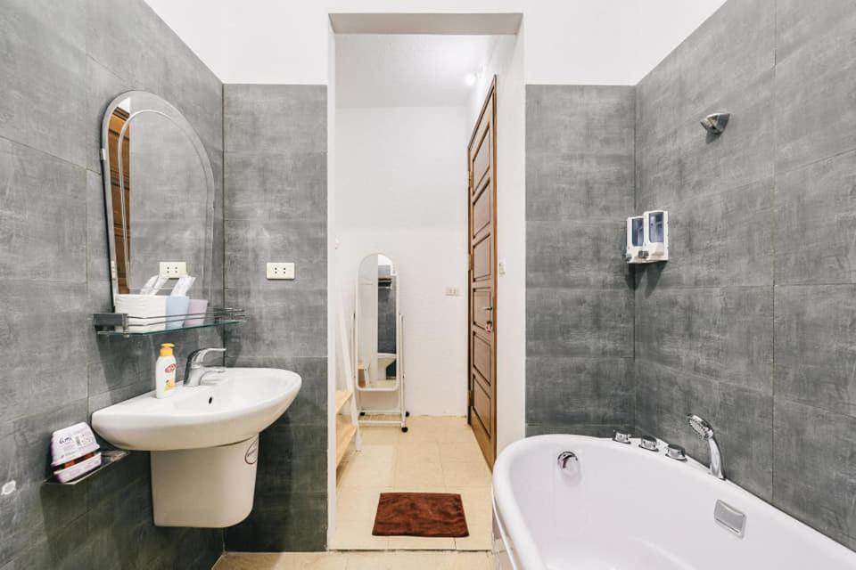 Casa 2* Hanoï